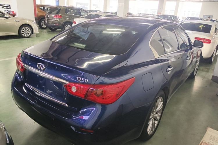 Used Infiniti Q50L 2016 2.0T Ambition Edition Rear Right 45 Deg