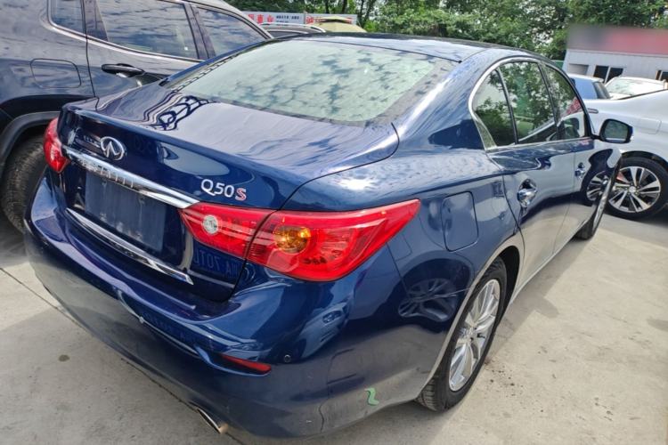 Used Infiniti Q50L 2016 2.0T Enjoyment Edition Rear Right 45 Deg