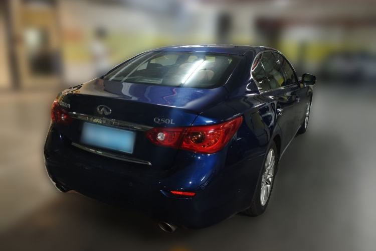 Used Infiniti Q50L 2016 2.0T Ambition Edition Rear Right 45 Deg