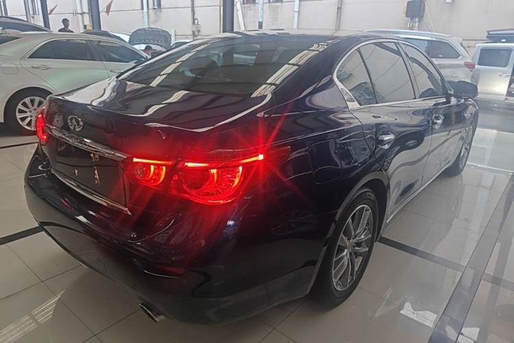 Used Infiniti Q50L 2016 2.0T Enjoyment Edition Rear Right 45 Deg