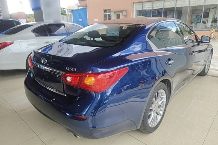 Used Infiniti Q50L 2016 2.0T Ambition Edition Rear Right 45 Deg