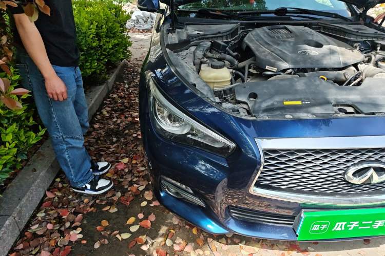 Used Infiniti Q50L 2016 2.0T Comfort Edition Right Front Headlight