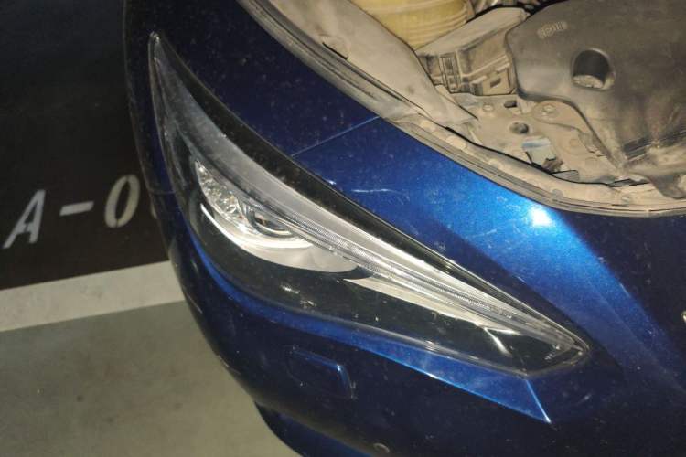 Used Infiniti Q50L 2016 2.0T Enjoyment Edition Right Front Headlight