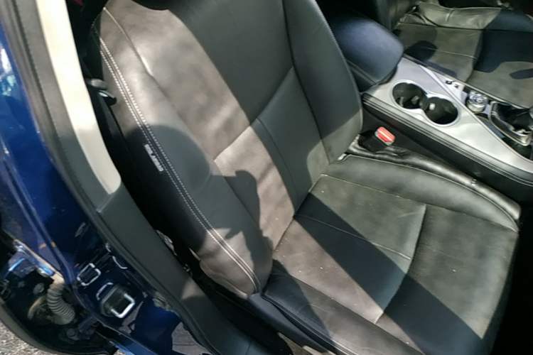 Used Infiniti Q50L 2016 2.0T Ambition Edition Right Front Seat