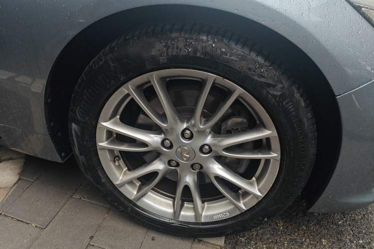 Used Infiniti Q50L 2016 2.0T Enjoyment Edition Right Front Wheel Hub