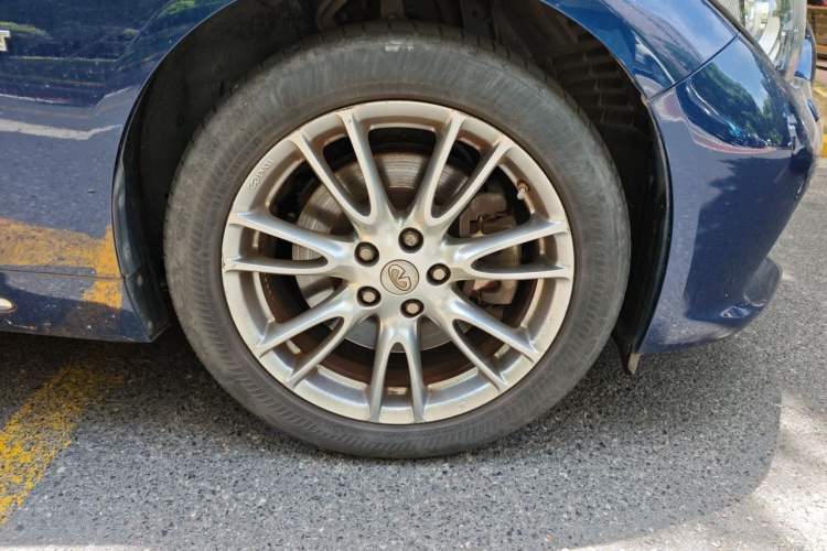 Used Infiniti Q50L 2016 2.0T Ambition Edition Right Front Wheel Hub