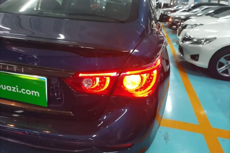 Used Infiniti Q50L 2016 2.0T Enjoyment Edition Right Rear Taillight