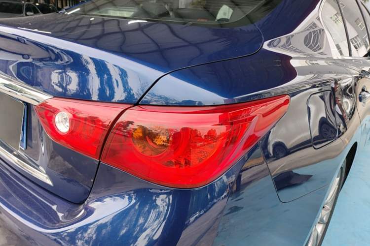Used Infiniti Q50L 2016 2.0T Ambition Edition Right Rear Taillight