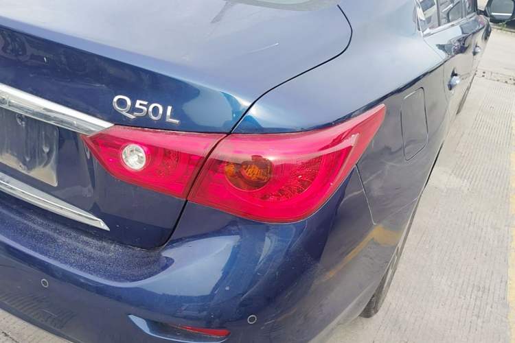 Used Infiniti Q50L 2016 2.0T Ambition Edition Right Rear Taillight