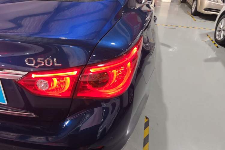 Used Infiniti Q50L 2016 2.0T Enjoyment Edition Right Rear Taillight