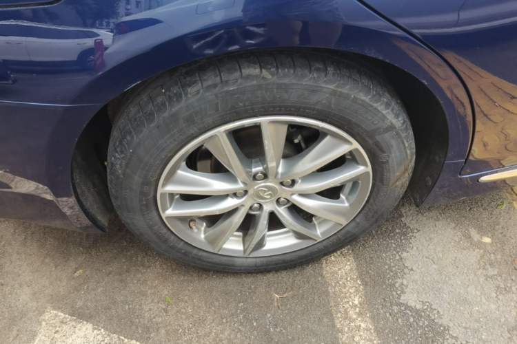 Used Infiniti Q50L 2016 2.0T Enjoyment Edition Right Rear Wheel Hub