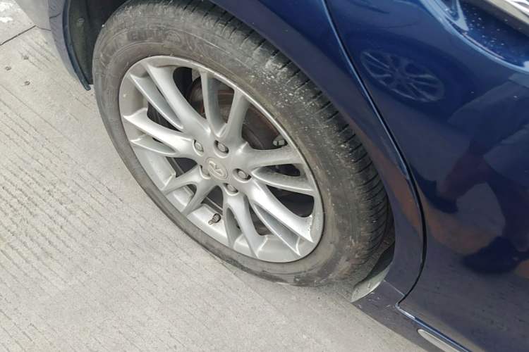 Used Infiniti Q50L 2016 2.0T Ambition Edition Right Rear Wheel Hub