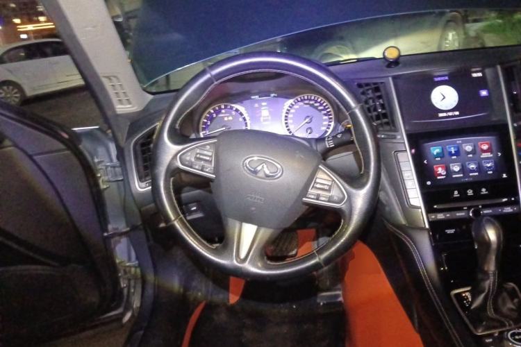 Used Infiniti Q50L 2016 2.0T Comfort Edition Steering Wheel