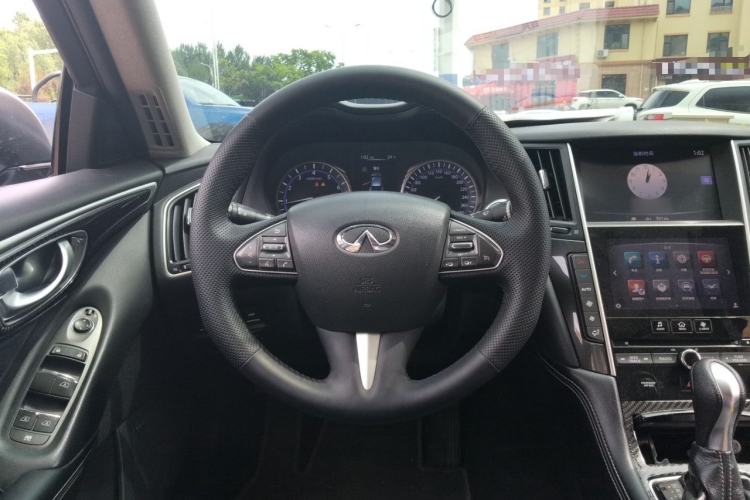 Used Infiniti Q50L 2016 2.0T Comfort Edition Steering Wheel