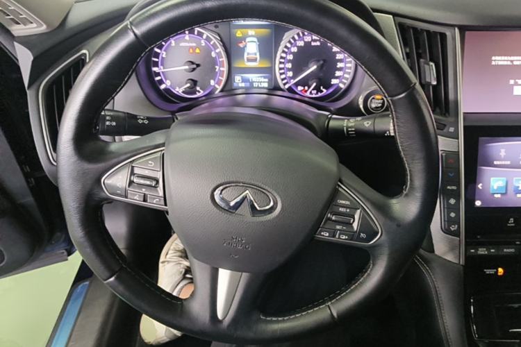 Used Infiniti Q50L 2016 2.0T Ambition Edition Steering Wheel