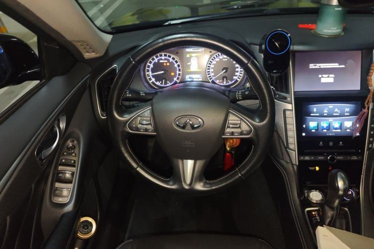 Used Infiniti Q50L 2016 2.0T Ambition Edition Steering Wheel
