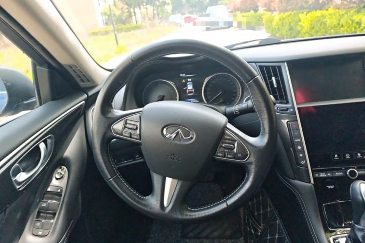 Used Infiniti Q50L 2016 2.0T Comfort Edition Steering Wheel