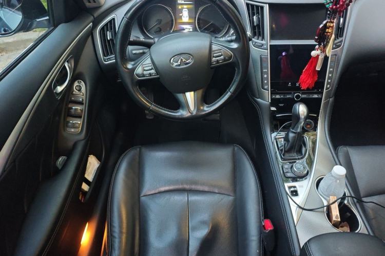 Used Infiniti Q50L 2016 2.0T Ambition Edition Steering Wheel