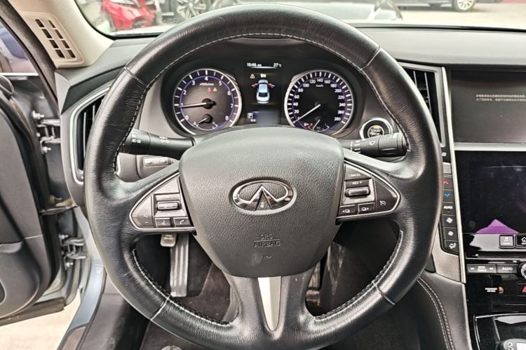 Used Infiniti Q50L 2016 2.0T Enjoyment Edition Steering Wheel