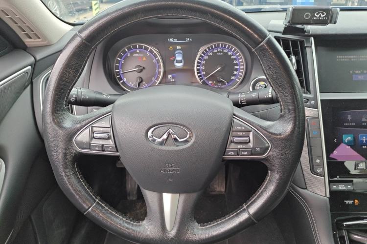 Used Infiniti Q50L 2016 2.0T Enjoyment Edition Steering Wheel