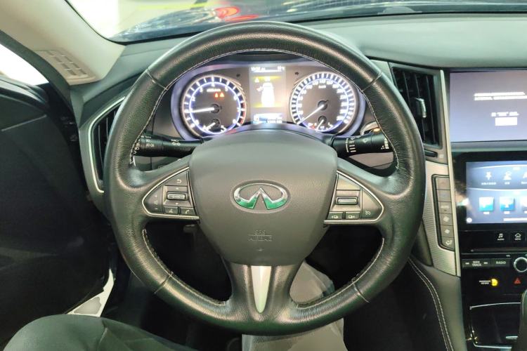 Used Infiniti Q50L 2016 2.0T Ambition Edition Steering Wheel
