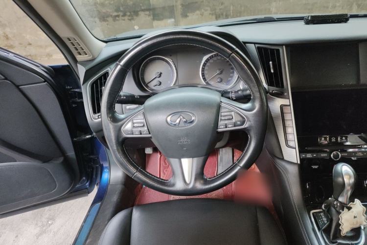 Used Infiniti Q50L 2016 2.0T Ambition Edition Steering Wheel