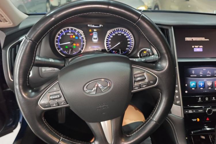 Used Infiniti Q50L 2016 2.0T Enjoyment Edition Steering Wheel