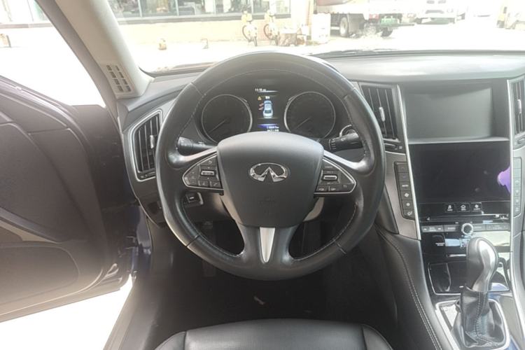 Used Infiniti Q50L 2016 2.0T Ambition Edition Steering Wheel