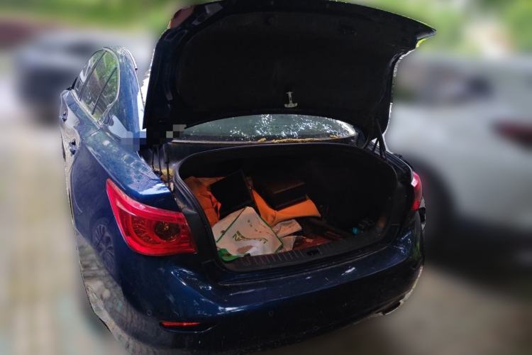 Used Infiniti Q50L 2016 2.0T Enjoyment Edition Trunk
