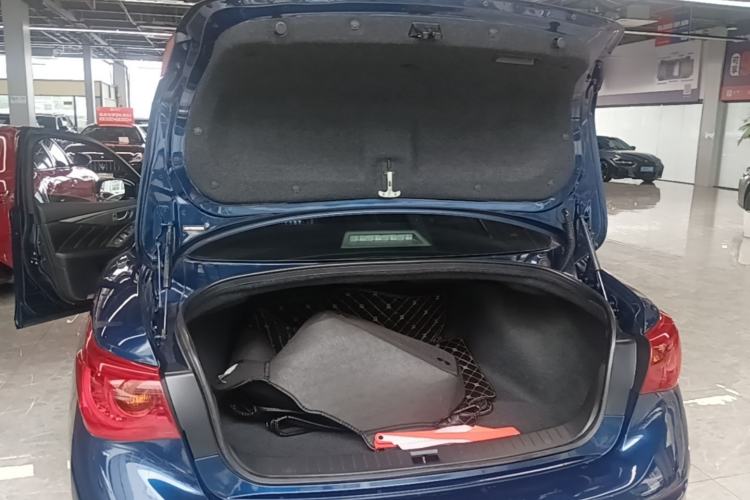 Used Infiniti Q50L 2016 2.0T Enjoyment Edition Trunk