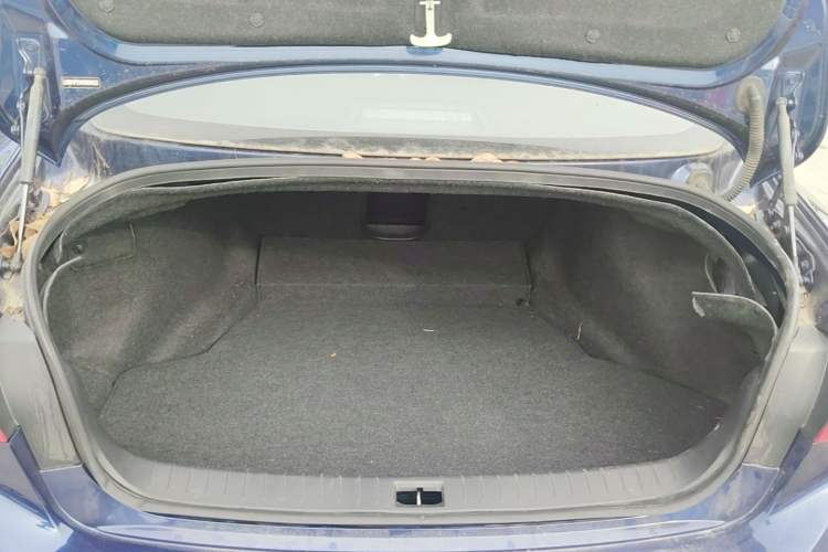 Used Infiniti Q50L 2016 2.0T Ambition Edition Trunk
