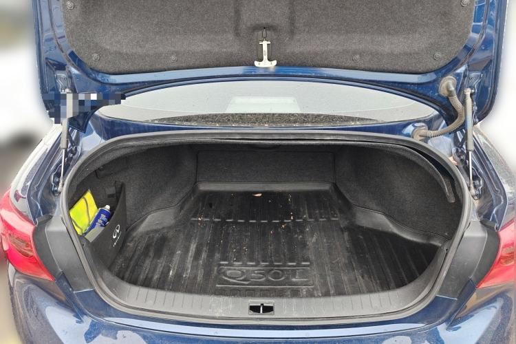 Used Infiniti Q50L 2016 2.0T Enjoyment Edition Trunk