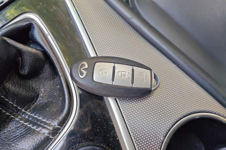Used Infiniti Q50L 2016 2.0T Enjoyment Edition Vehicle Key