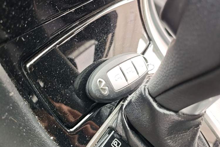 Used Infiniti Q50L 2016 2.0T Enjoyment Edition Vehicle Key