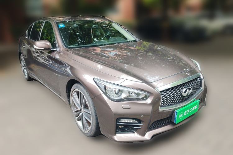 Used Infiniti Q50L 2016 2.0T Luxury Sport Edition Front Right 45 Deg