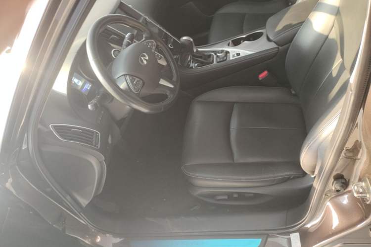 Used Infiniti Q50L 2016 2.0T Enjoyment Edition Left Front Seat