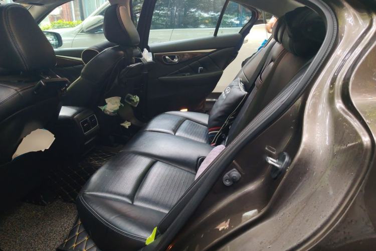 Used Infiniti Q50L 2016 2.0T Luxury Sport Edition Left Rear Seat