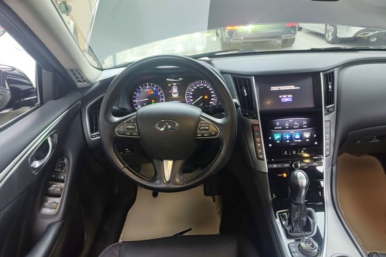 Used Infiniti Q50L 2016 2.0T Ambition Edition Steering Wheel