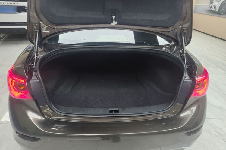 Used Infiniti Q50L 2016 2.0T Ambition Edition Trunk