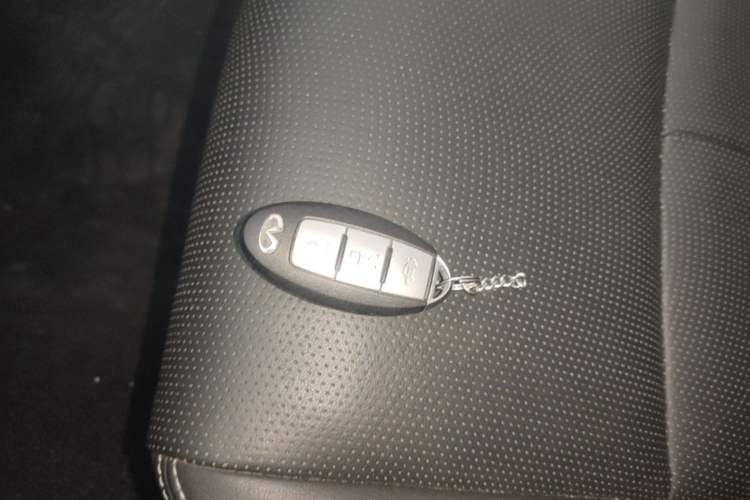 Used Infiniti Q50L 2016 2.0T Enjoyment Edition Vehicle Key