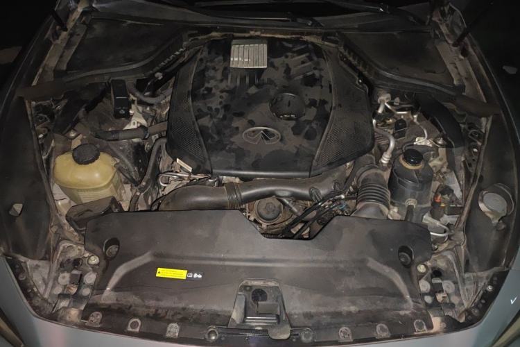 Used Infiniti Q50L 2016 2.0T Comfort Edition Engine Bay