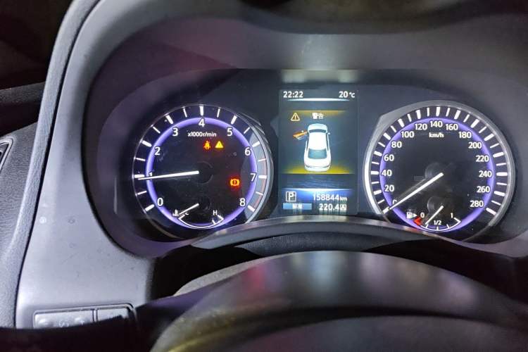 Used Infiniti Q50L 2016 2.0T Comfort Edition Instrument Cluster