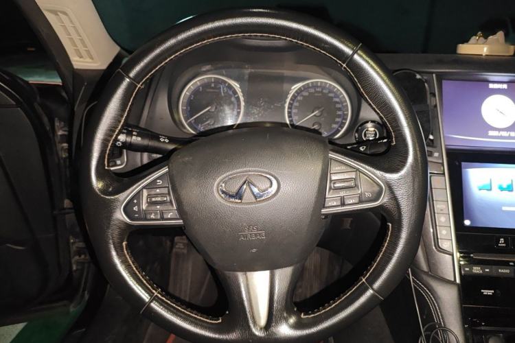 Used Infiniti Q50L 2016 2.0T Comfort Edition Steering Wheel