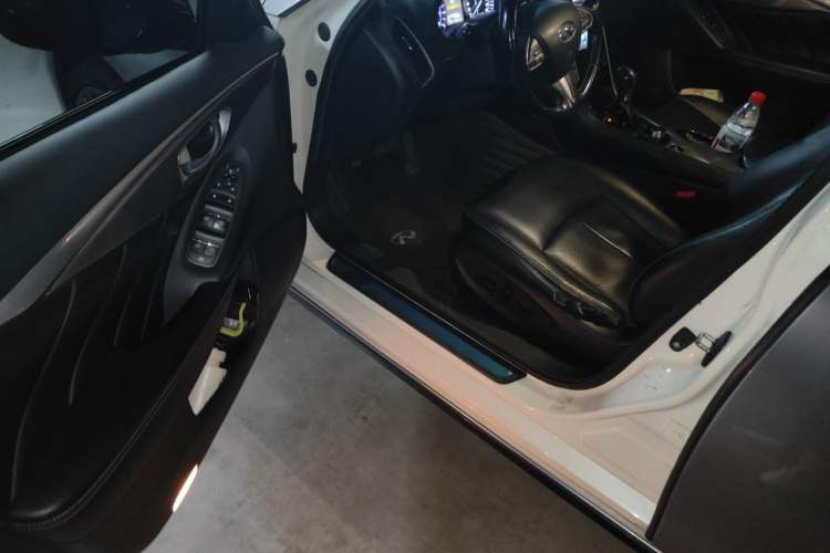 Used Infiniti Q50L 2016 2.0T Enjoyment Edition Driver Seat