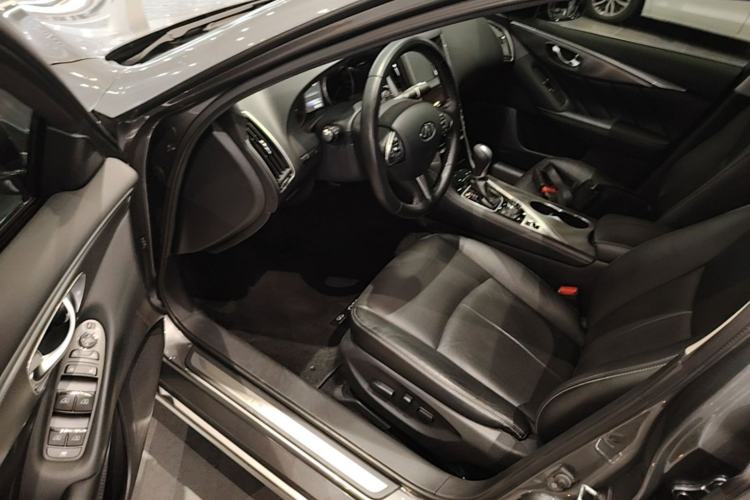 Used Infiniti Q50L 2016 2.0T Enjoyment Edition Driver Seat