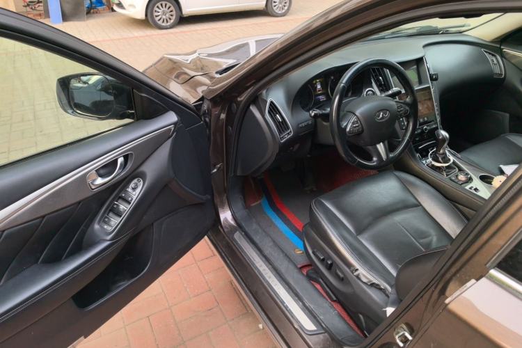 Used Infiniti Q50L 2016 2.0T Enjoyment Edition Driver Seat