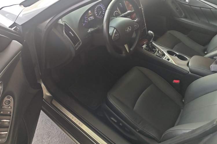 Used Infiniti Q50L 2016 2.0T Enjoyment Edition Driver Seat
