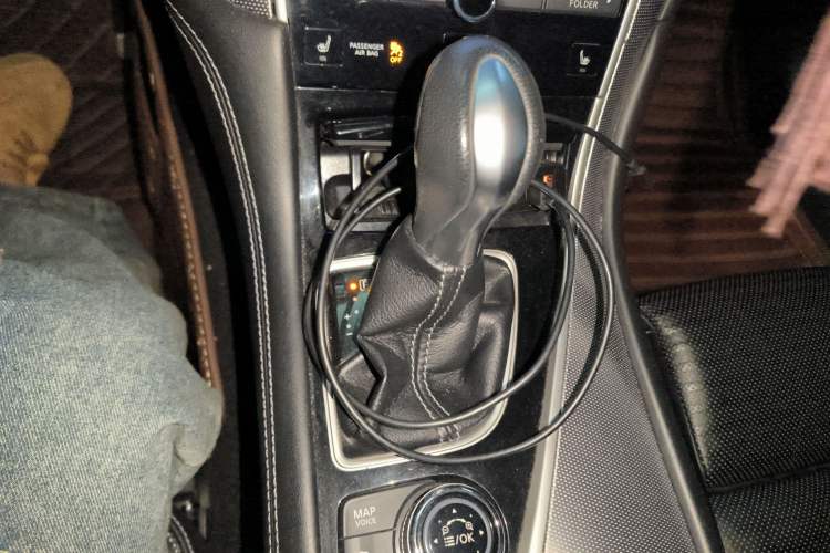 Used Infiniti Q50L 2016 2.0T Elite Sport Edition Gear Lever