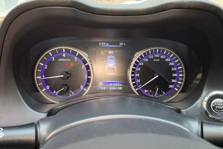 Used Infiniti Q50L 2016 2.0T Enjoyment Edition Instrument Cluster