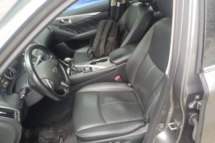 Used Infiniti Q50L 2016 2.0T Enjoyment Edition Left Front Seat